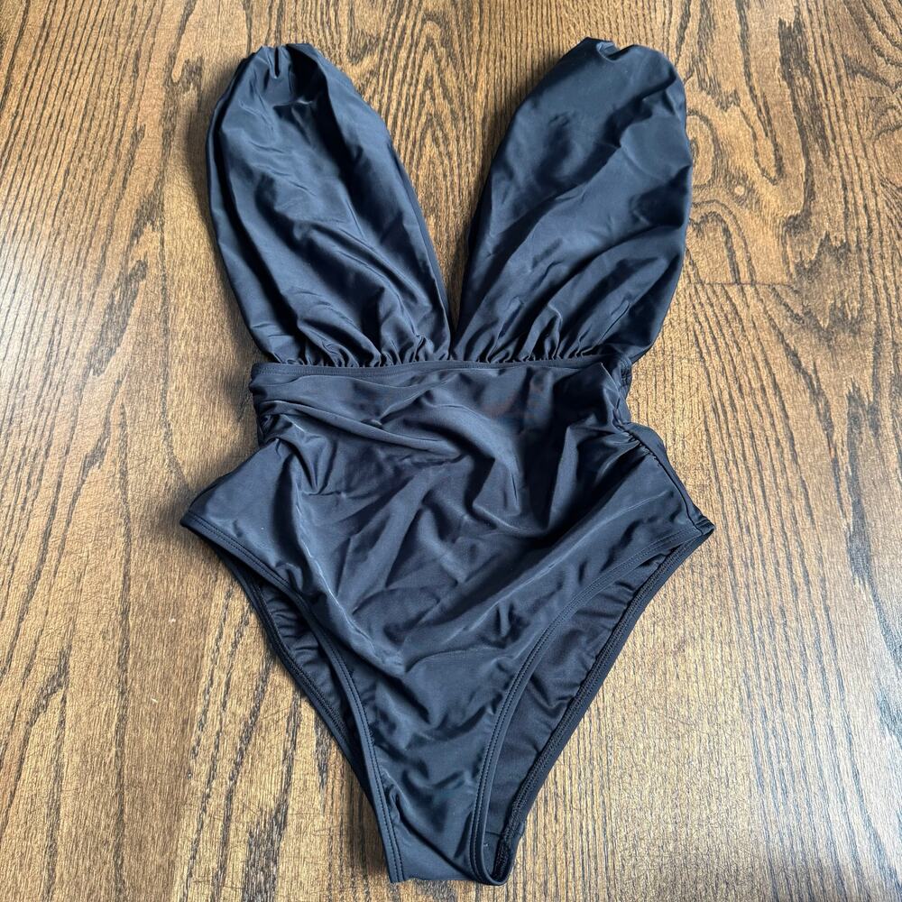 Cupshe Womens Solid Black One Piece Deep V High Cut Leg Swim Suit Size Small